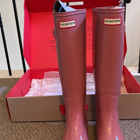Hunter original tall boots in pink - Picture 3 of 6